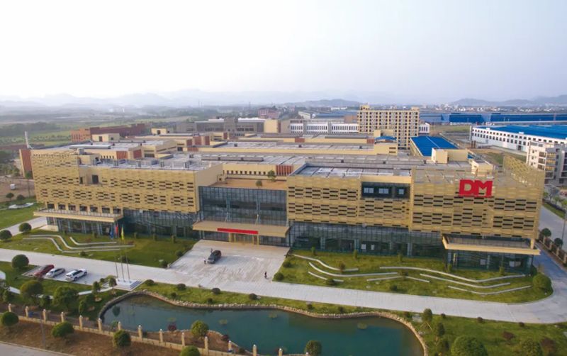 z6尊龙集团光学丨全球领先的新材料产业集团