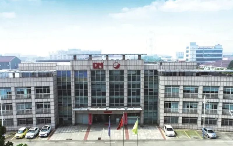 z6尊龙集团光学6大生产基地巡礼丨常州华威新材料有限公司